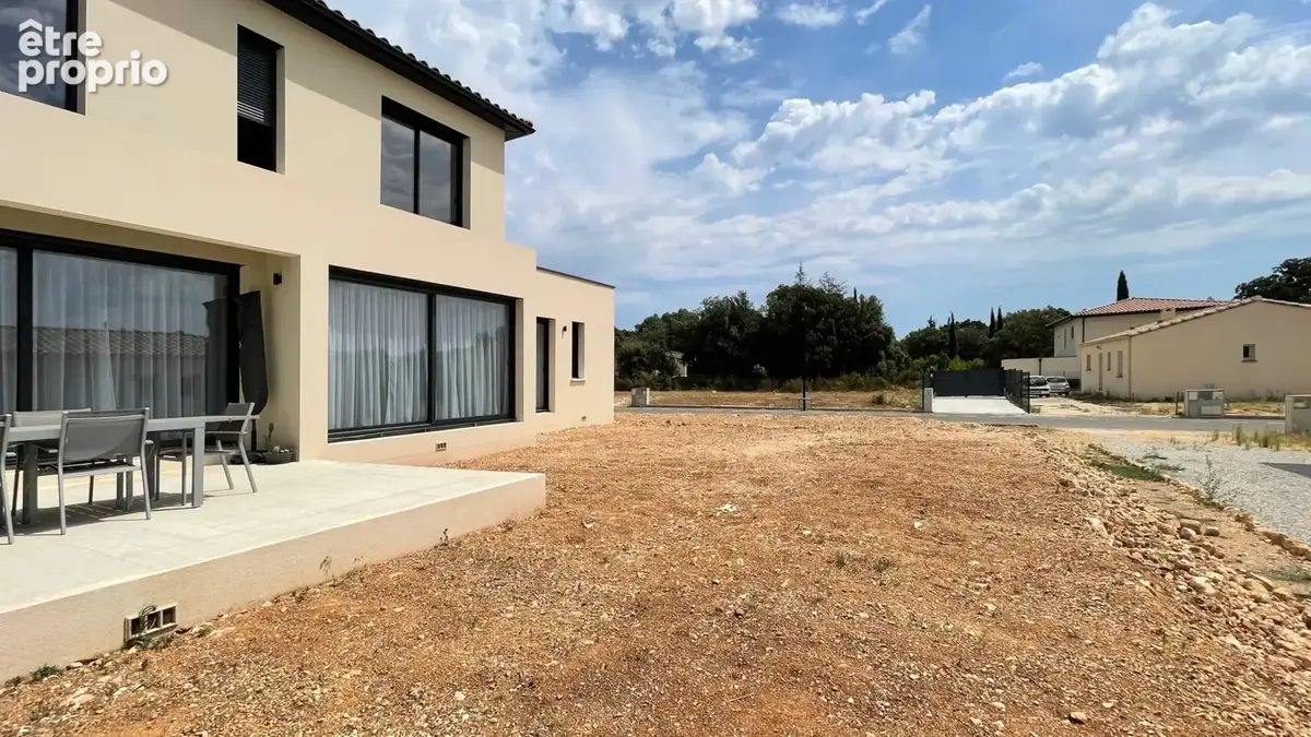 Villa contemporaine récente aux beaux volumes à 7 km d’Uzès - photo 2