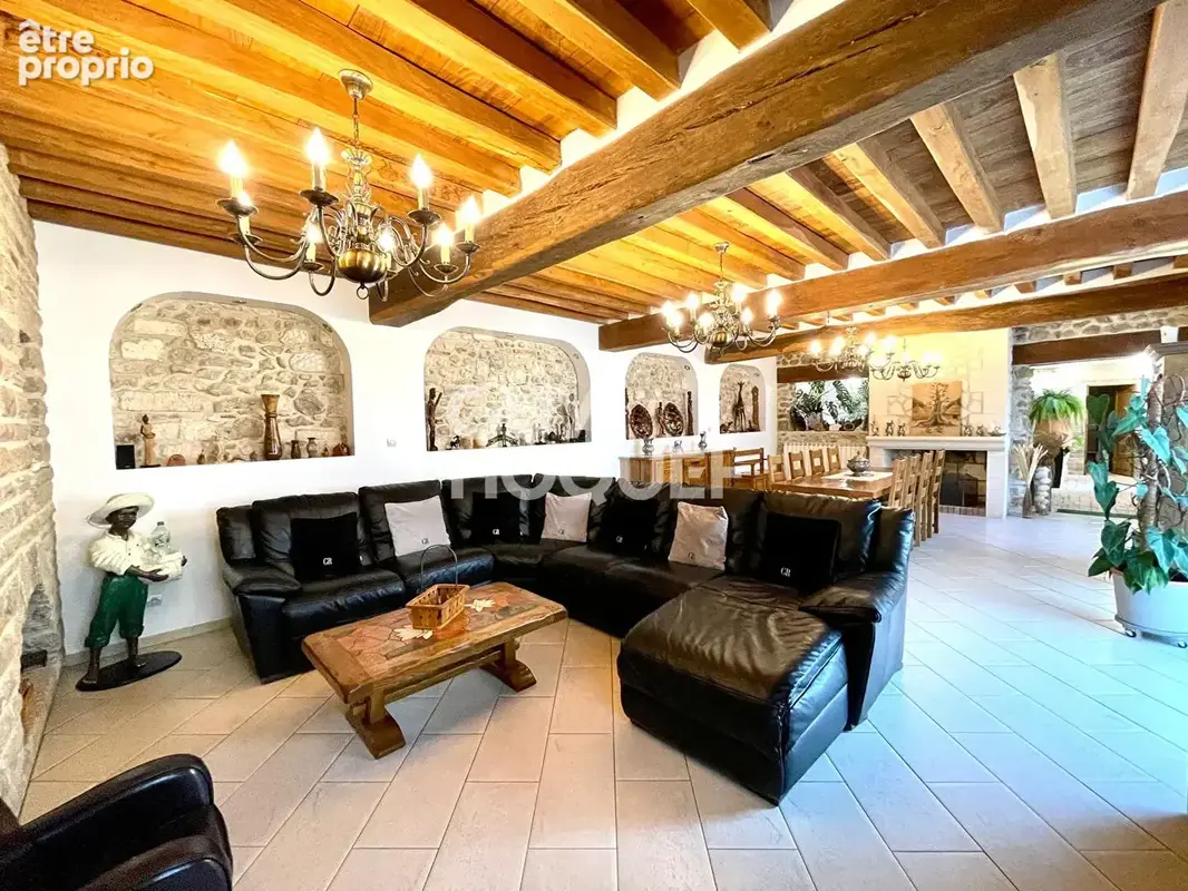 Maison 284 m² à Grandfresnoy  - photo 8