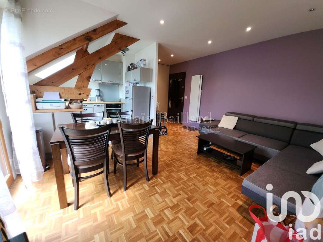 Photo 2 - Appartement à PONTCARRE