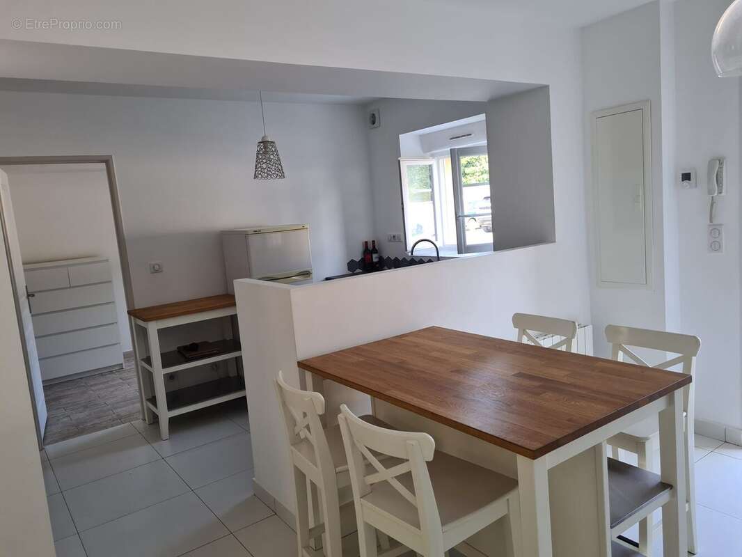 Appartement à AULNAY-SUR-MAULDRE