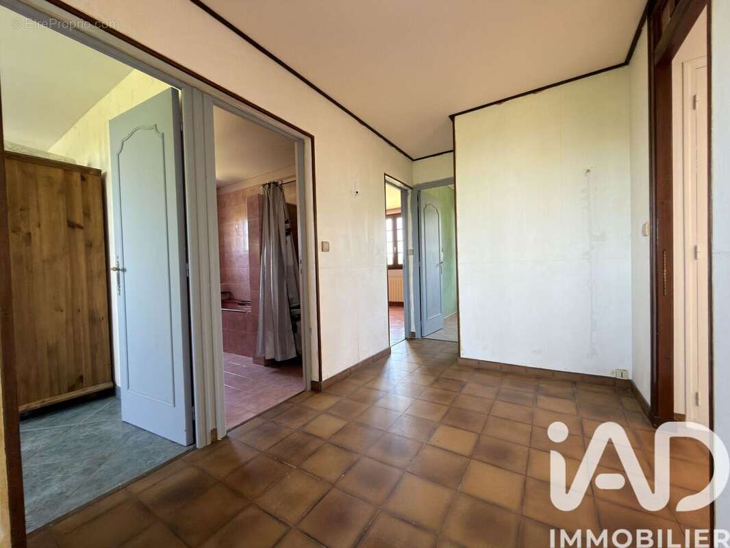 Photo 6 - Maison à AJAIN