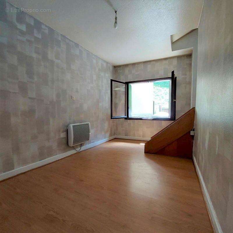 Appartement à SAINT-LAURENT-DU-PONT