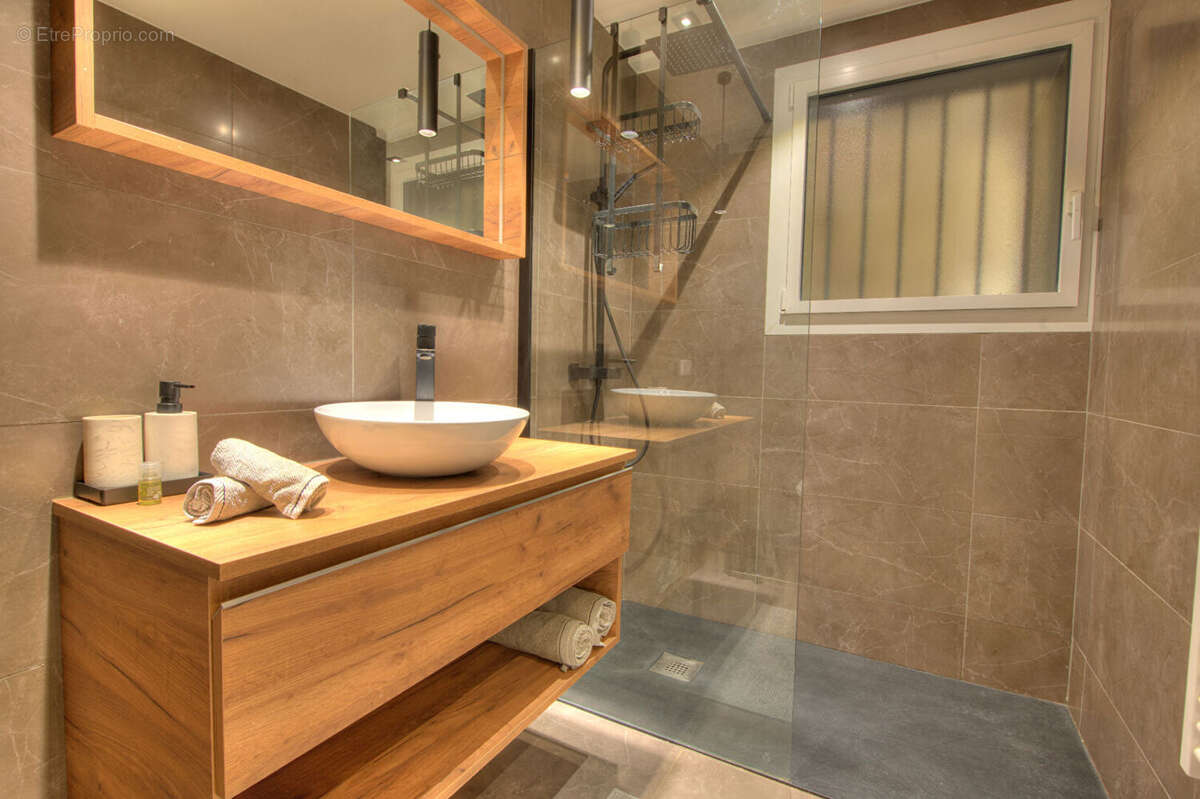 Appartement t4  90m²  rez de jardin centre ville piscine privative - photo 6