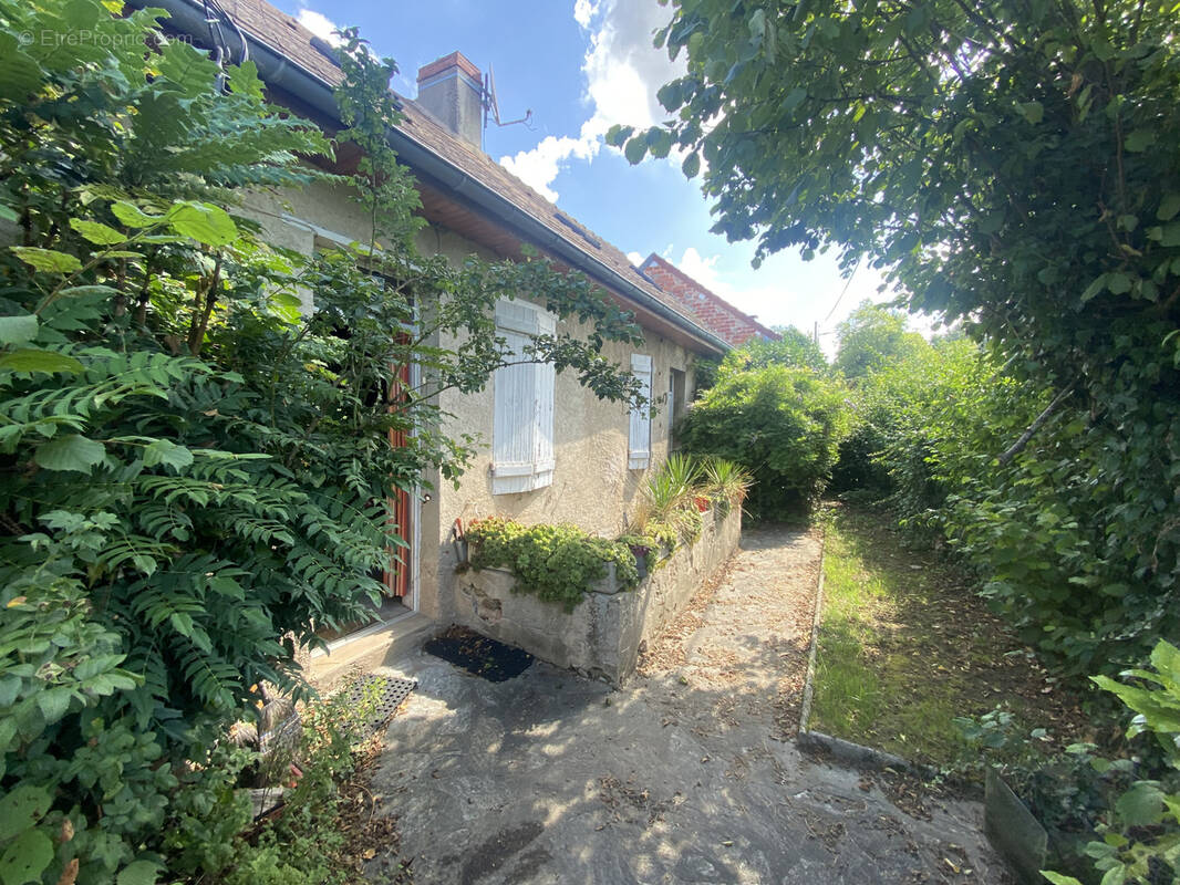 Maison à BILLEZOIS