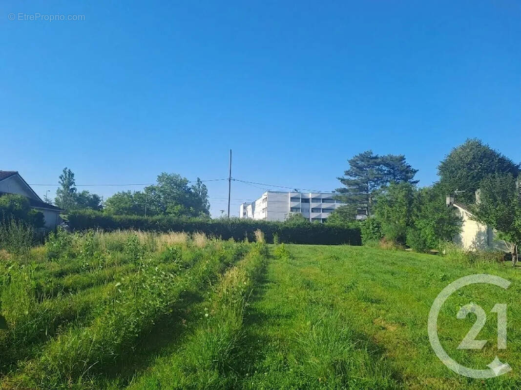 Terrain à LORMONT