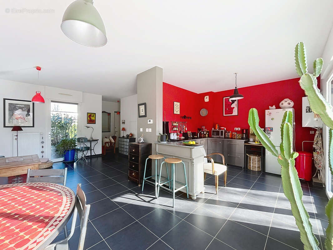 Maison à FRANCHEVILLE