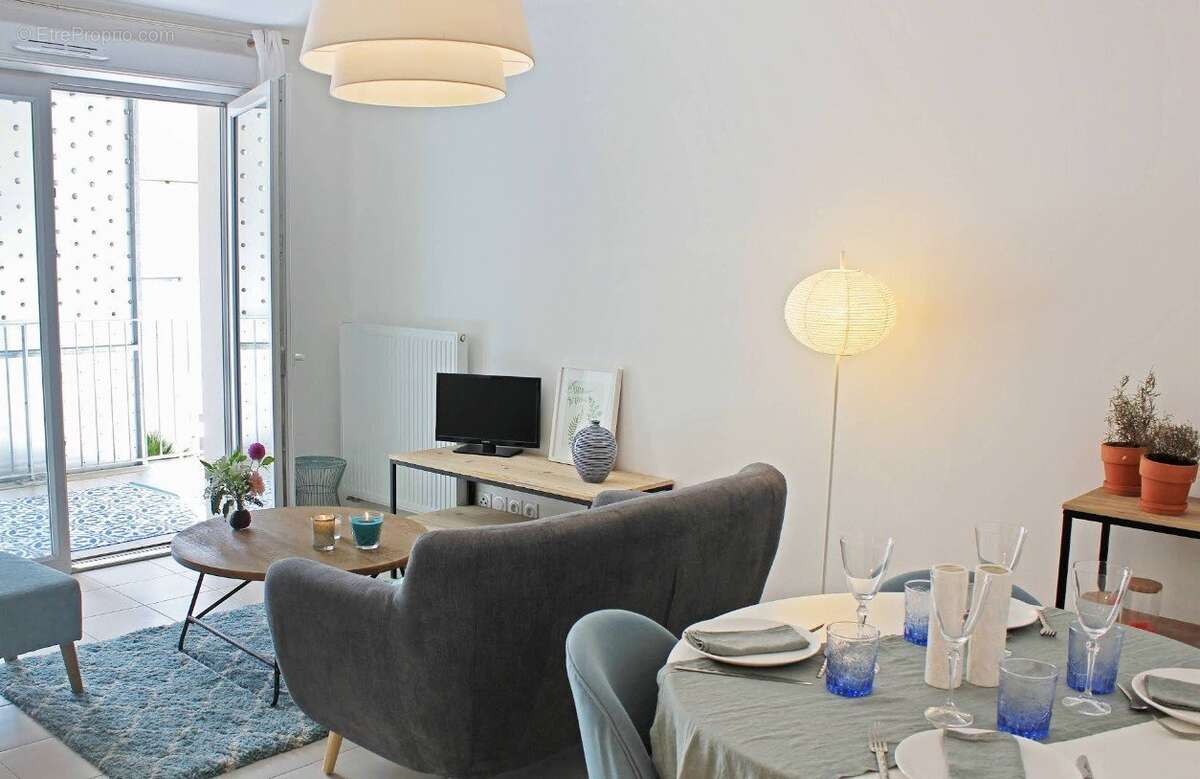 INVESTISSEMENT LOCATIF  CENON  Résidence Seniors Stella - Le Grand Cèdre - 6,57 % de rentabilité - photo 3