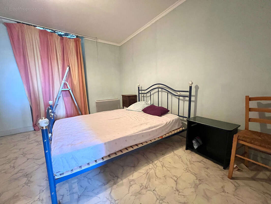 Appartement à LAROQUEBROU