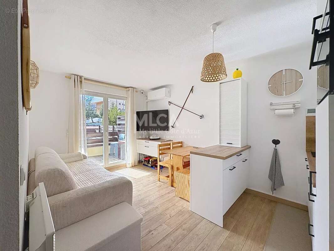 Appartement à SAINT-ETIENNE-DE-TINEE