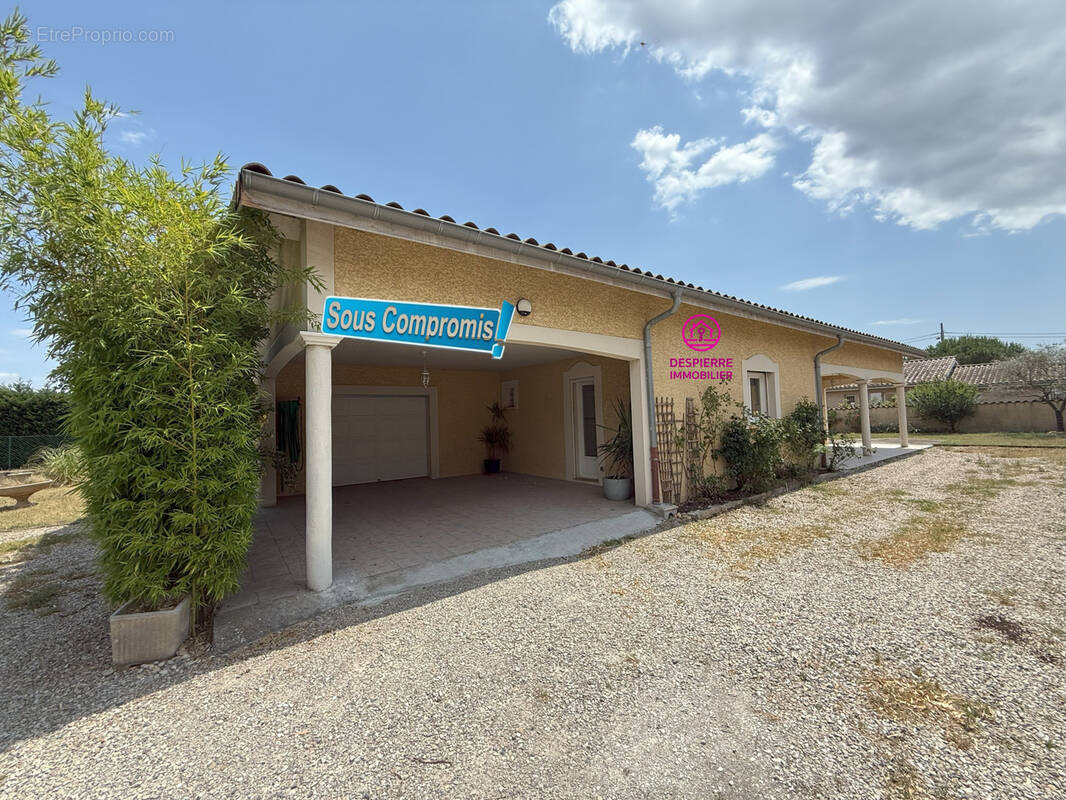 Maison à LE PEAGE-DE-ROUSSILLON