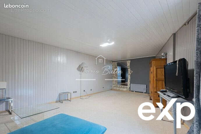 Maison à CORNEILHAN