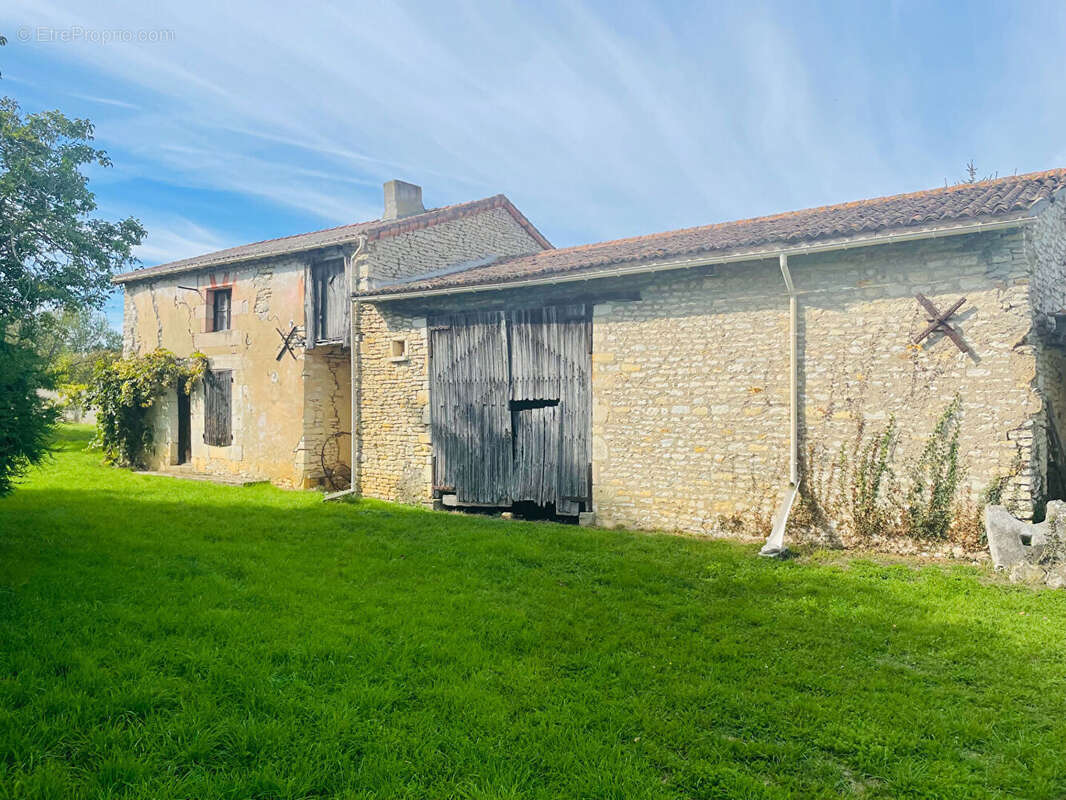 Maison à CHAMPIGNY-LE-SEC