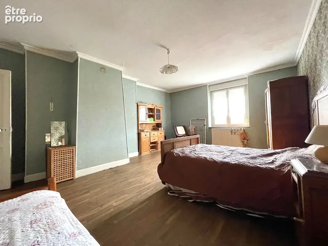 Belle maison familiale avec dépendances sur plus de 31 ares de terrain - photo 9