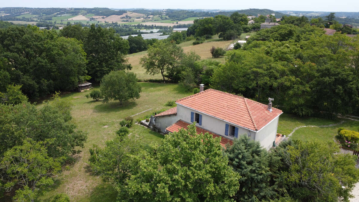 Maison à LAUZERTE