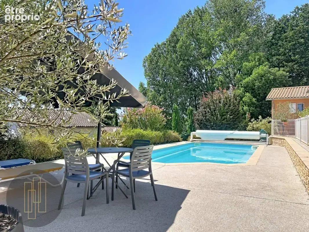REYRIEUX - Maison 217 M²- 4 chambres et studio indépendant - photo 15