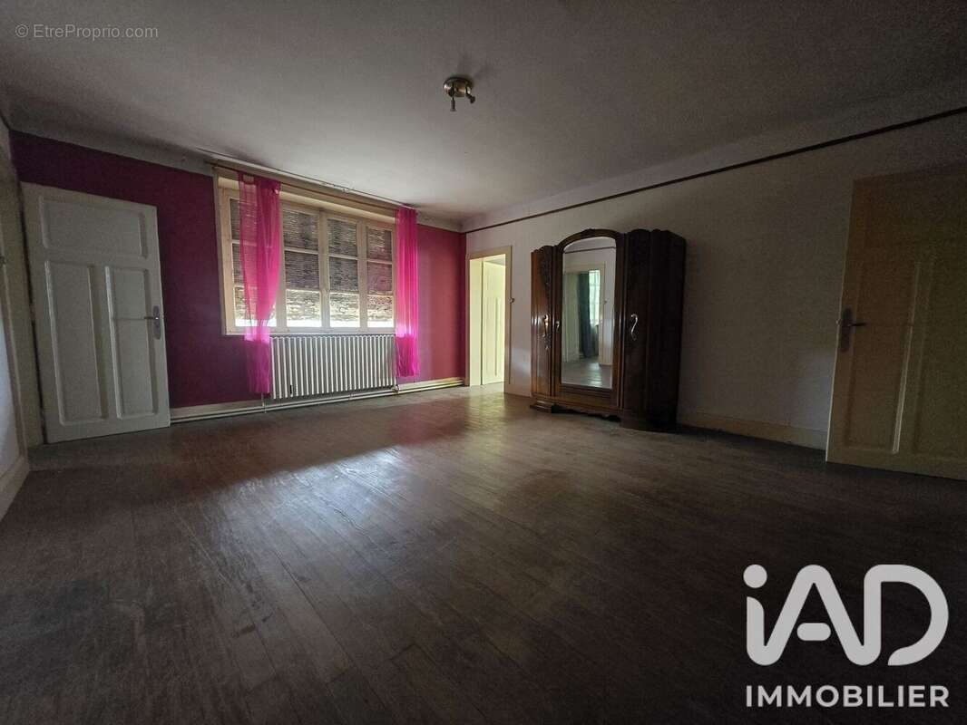 Maison 230 m² à Amance  - photo 6