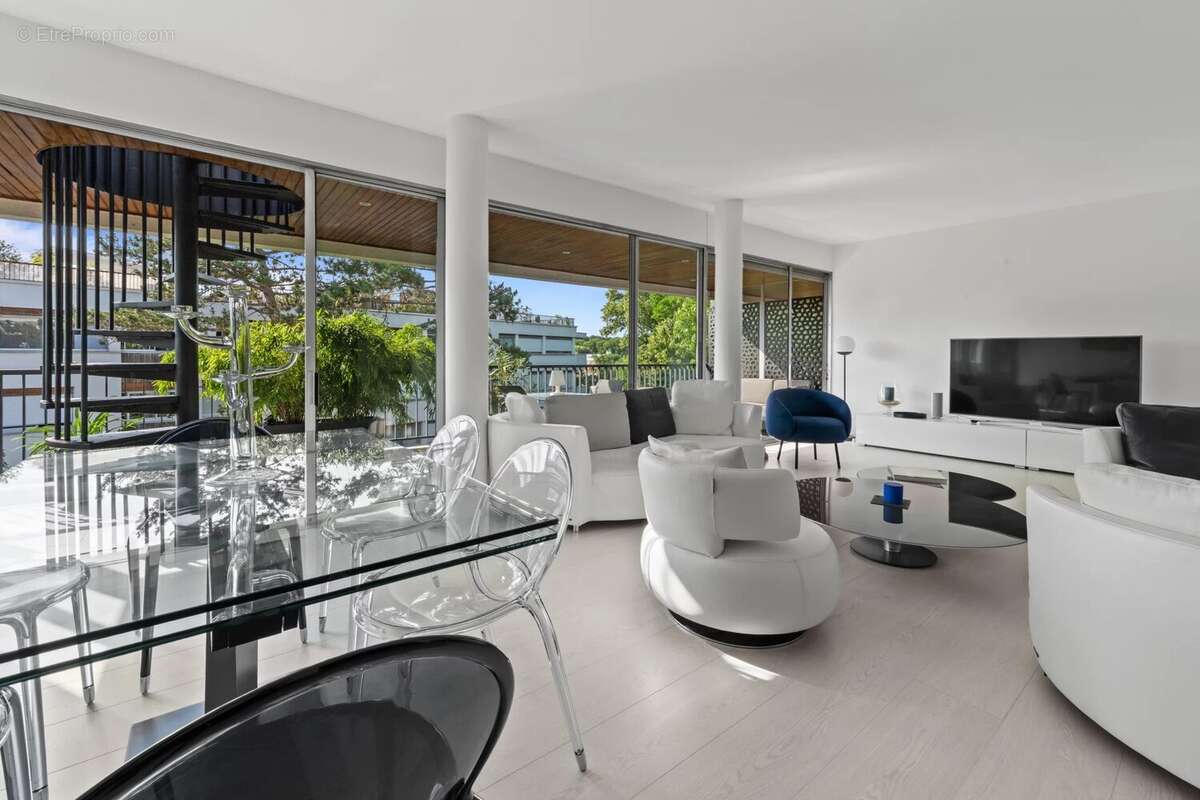 Appartement à VAUCRESSON