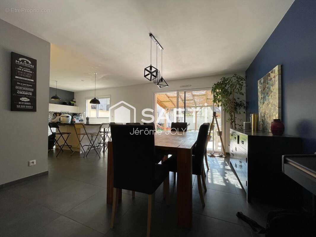 Photo 5 - Maison à POISSY