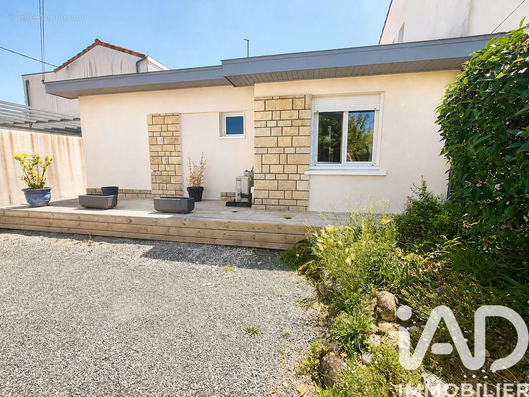 Photo 2 - Maison à VILLENAVE-D'ORNON