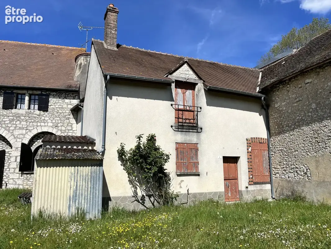 Ancienne commanderie des Templiers  Bien atypique avec fort potentiel - photo 4