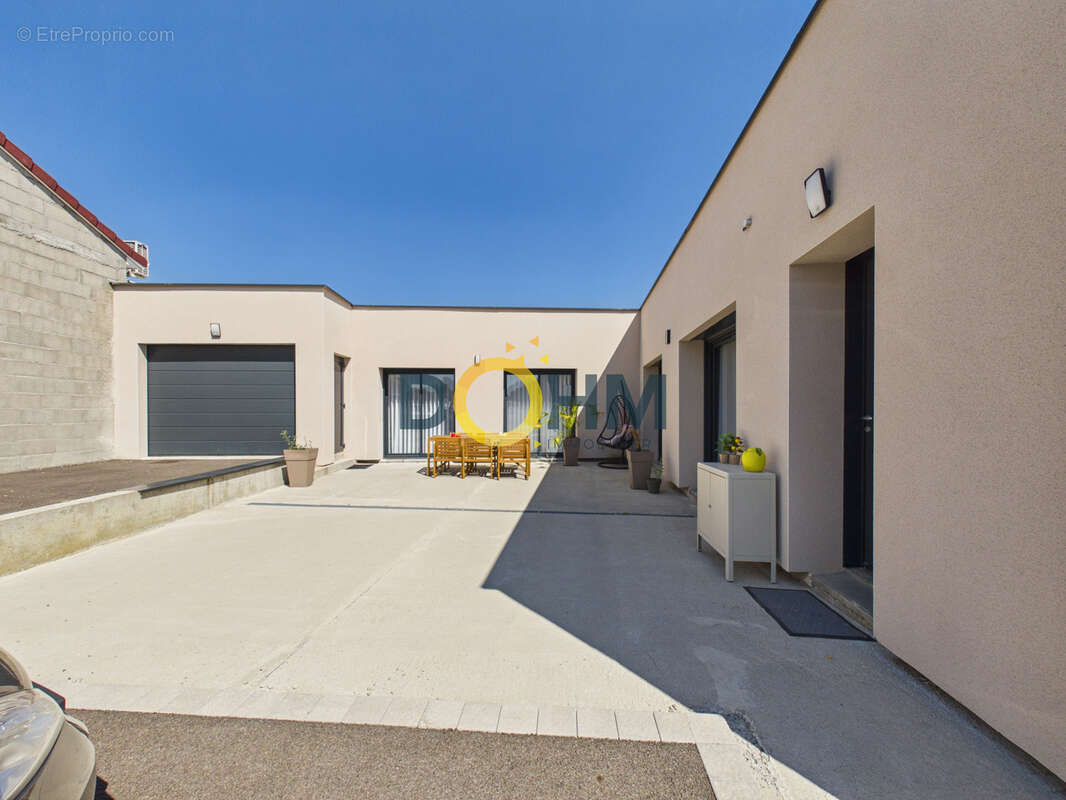 Maison à SAINTE-SIGOLENE