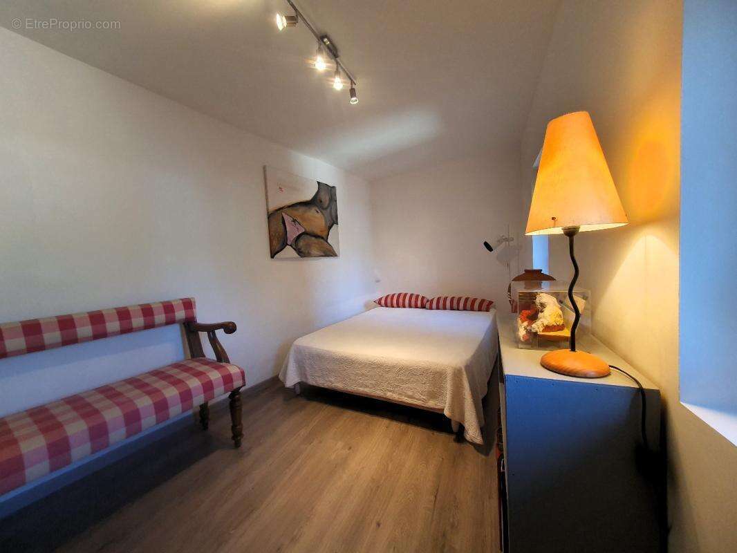 Appartement à VILLEFRANCHE-DE-ROUERGUE