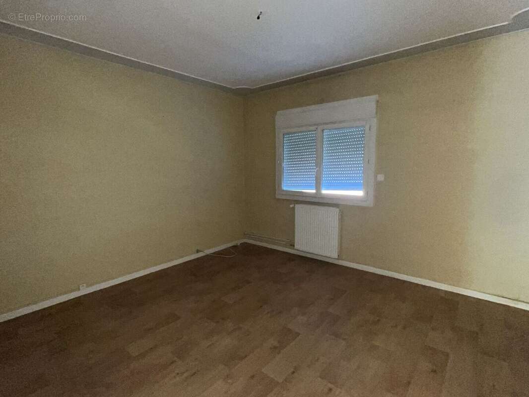 Chambre 1 - Appartement à FIGEAC
