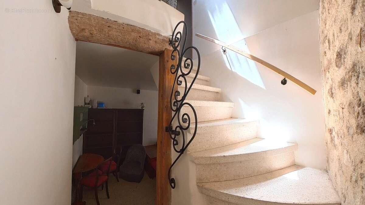 Charmante maison de village à vendre à Nezignan-l'Évêque - photo 6