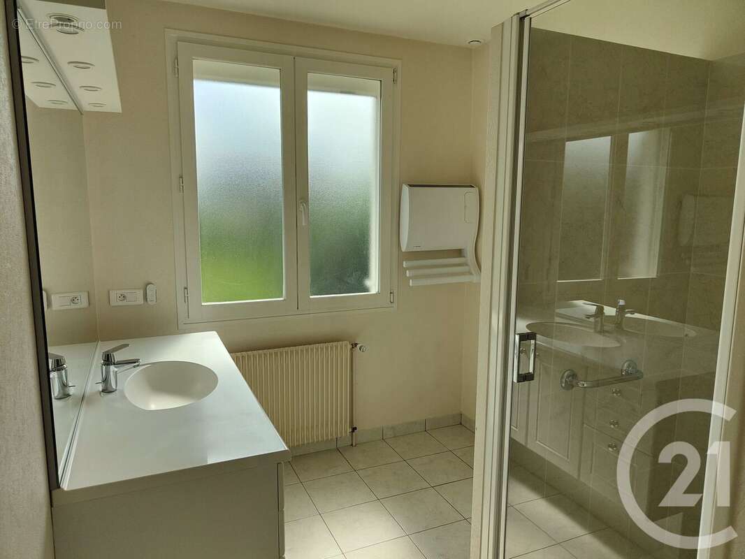 Maison à COSNE-COURS-SUR-LOIRE