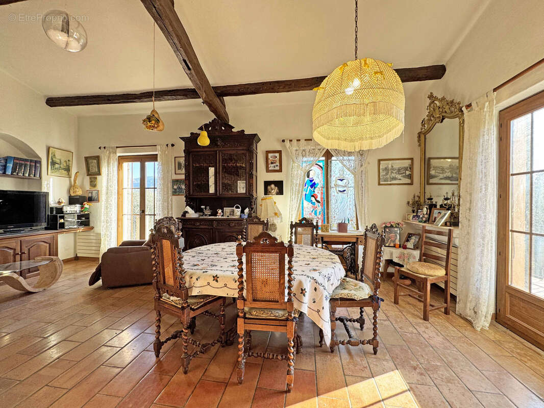 Maison à GATTIERES