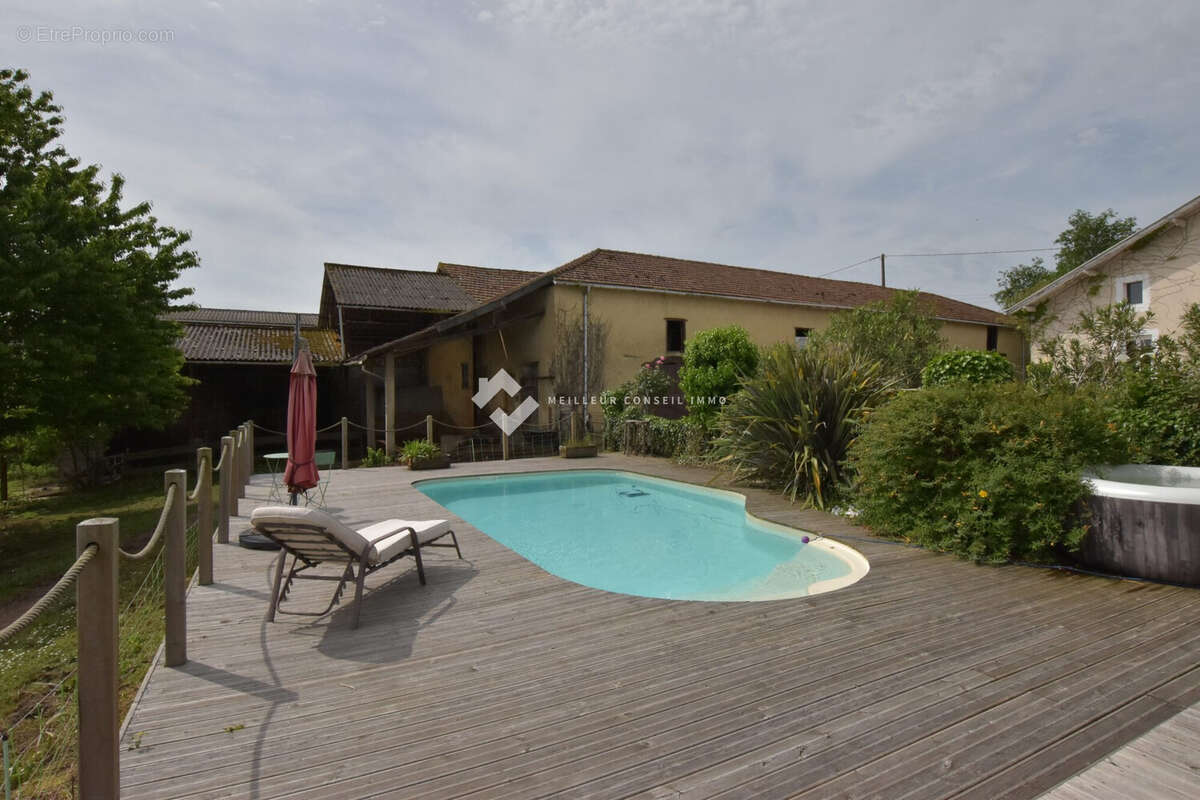 Maison à OSSAGES