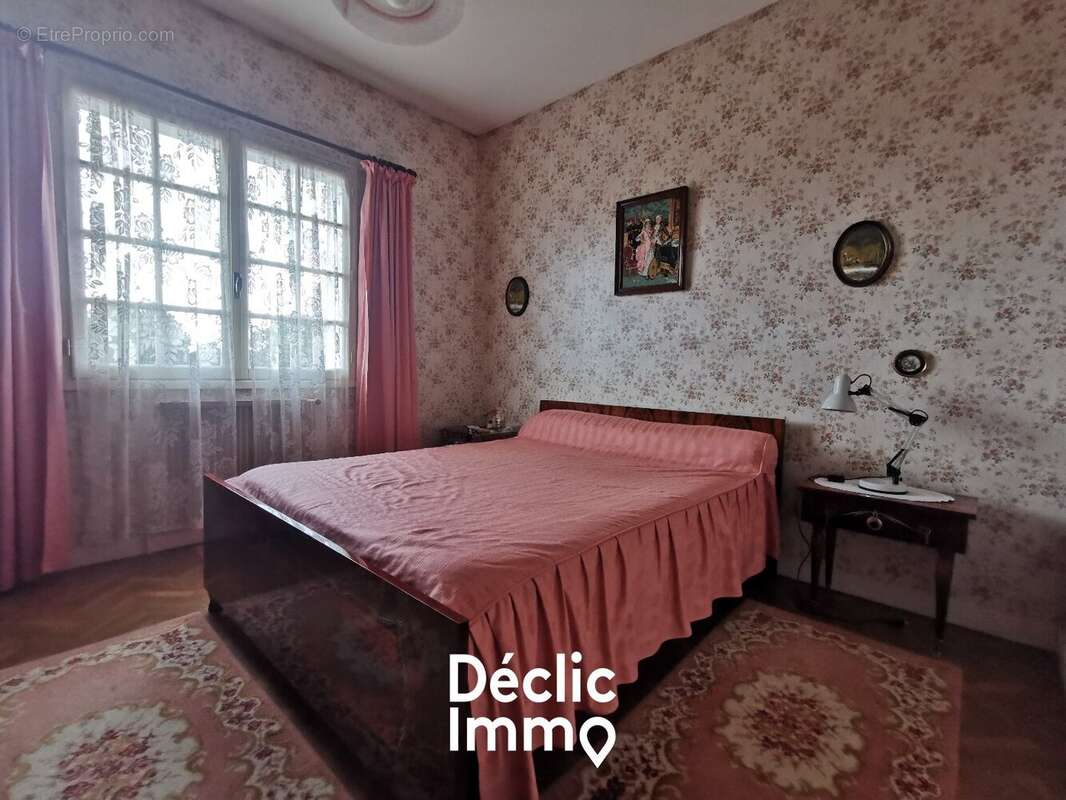 Maison familiale à Périgné  Le charme de la campagne - photo 6