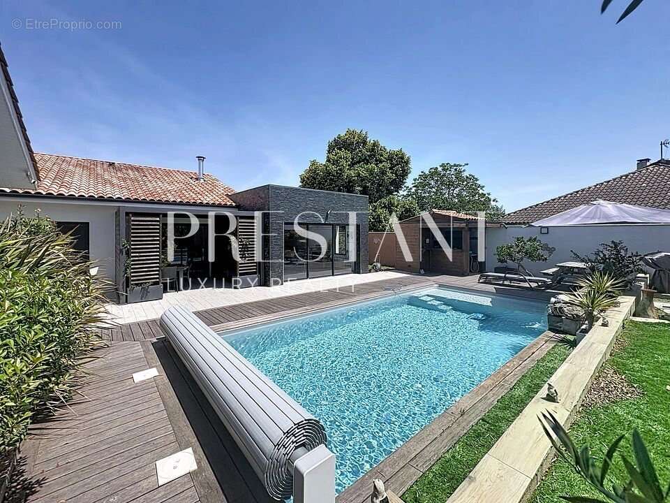 Maison 132 m² à Saint-Geours-De-Maremne  - photo 7