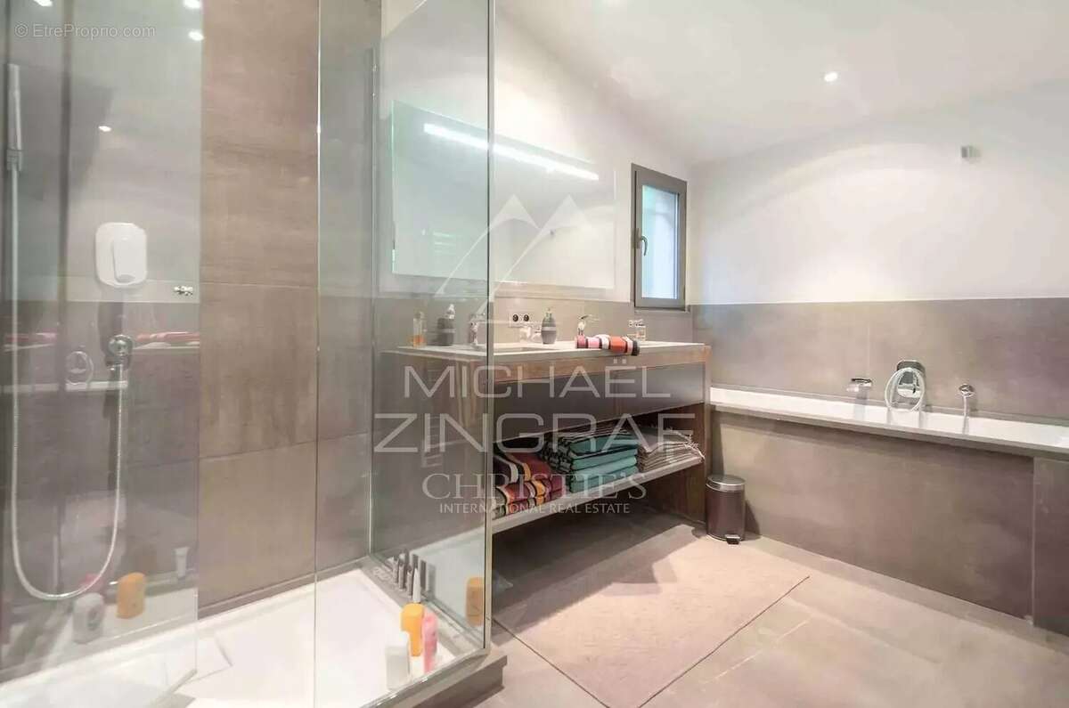 Maison à MOUGINS
