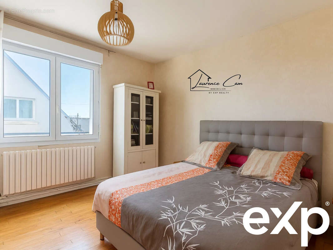 Maison à PLOUGUERNEAU