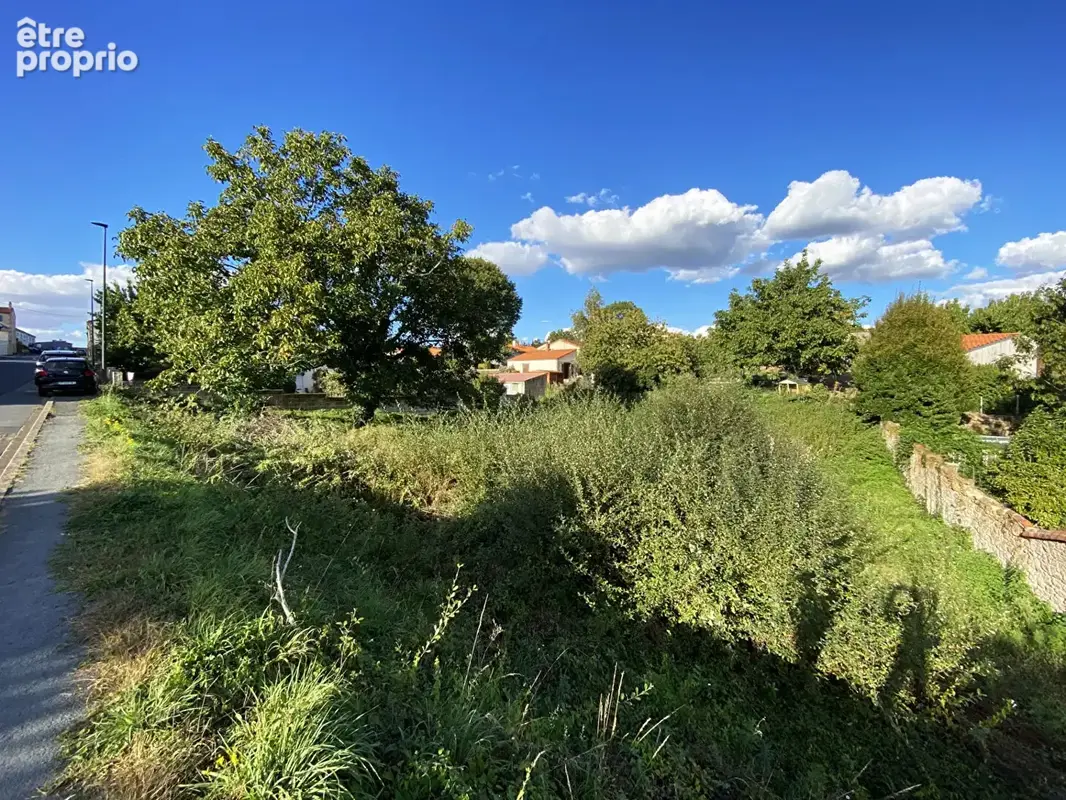 Terrain à LA VERRIE