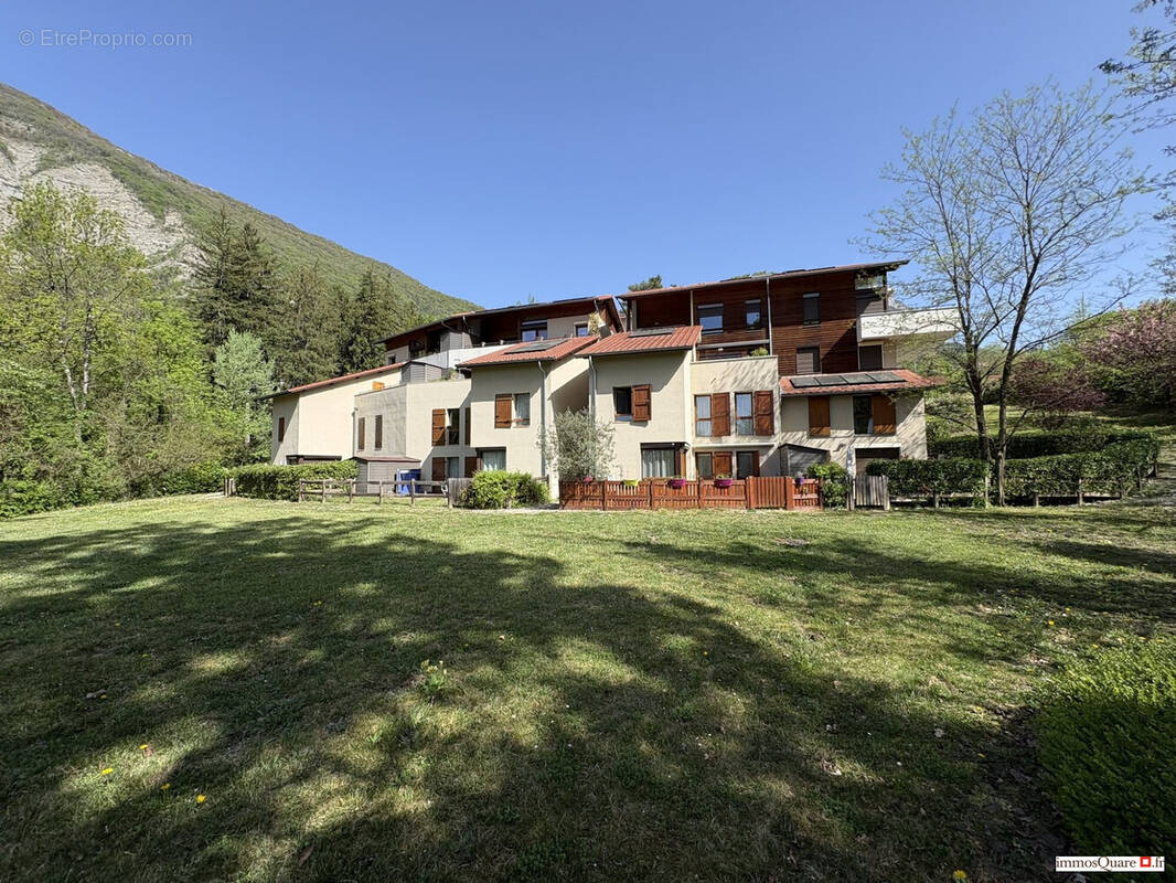 Appartement à CORENC