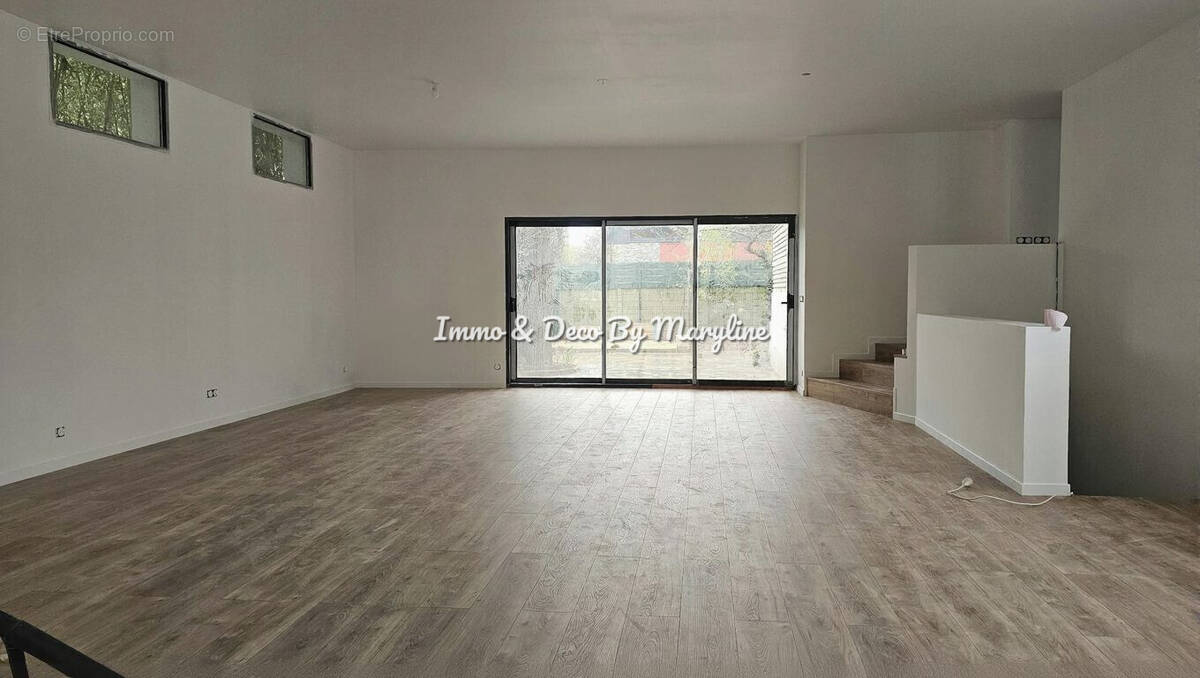 Commerce à SAINT-MAUR-DES-FOSSES