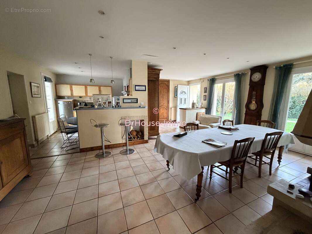 Maison à ARTIGUES-PRES-BORDEAUX