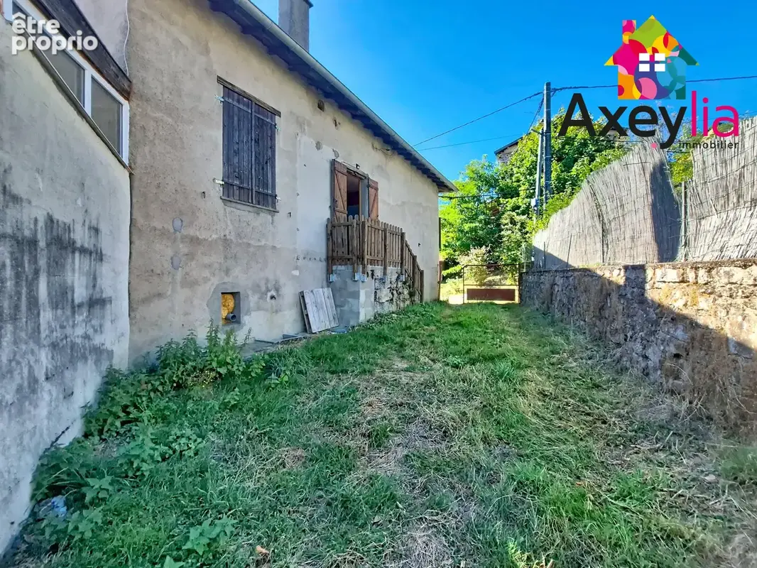 À vendre - st-nizier-d'azergues - maison de village 4 chambres avec terrain - photo 8