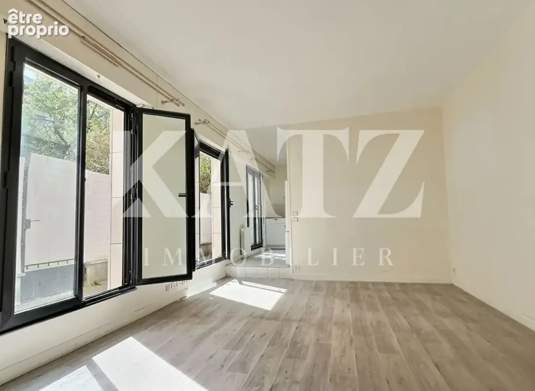 GARCHES - Appartement 1 pièce - photo 2