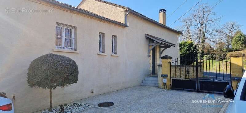 Maison à BEAUMONT-DU-PERIGORD