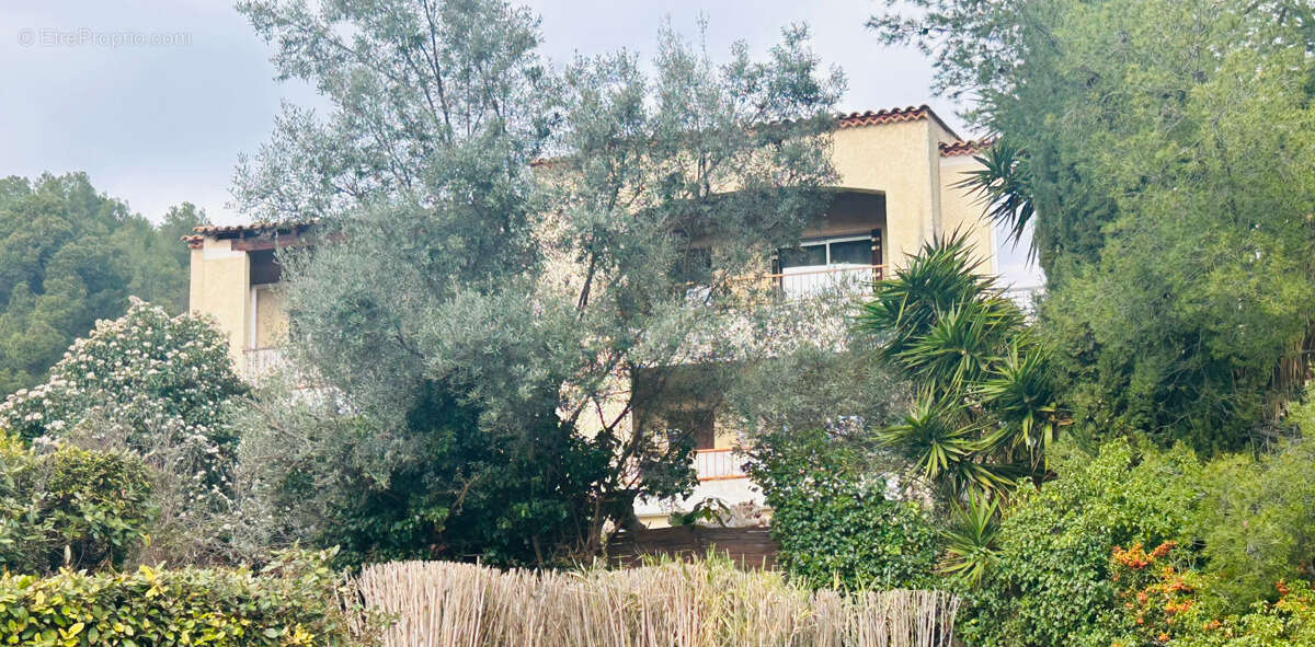 Appartement à LA VALETTE-DU-VAR