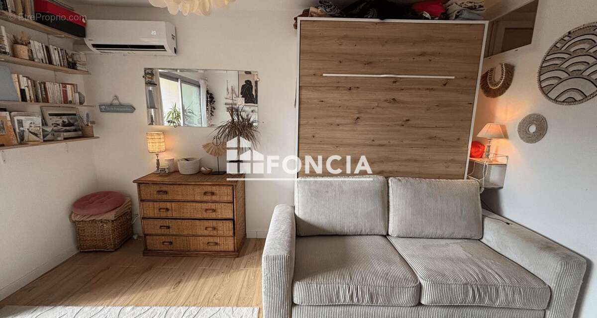 Lavandou : Coup de Coeur Charmant studio du 22m2 entièrement rénové au cœur du Lavandou - photo 15