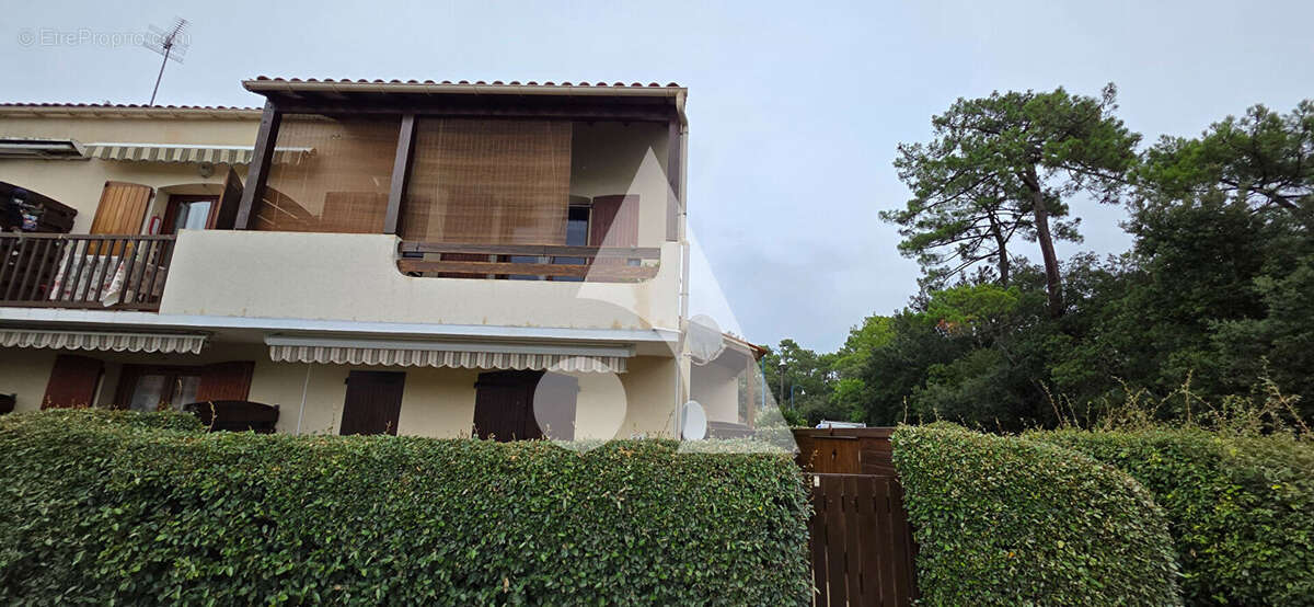 Appartement à LES MATHES