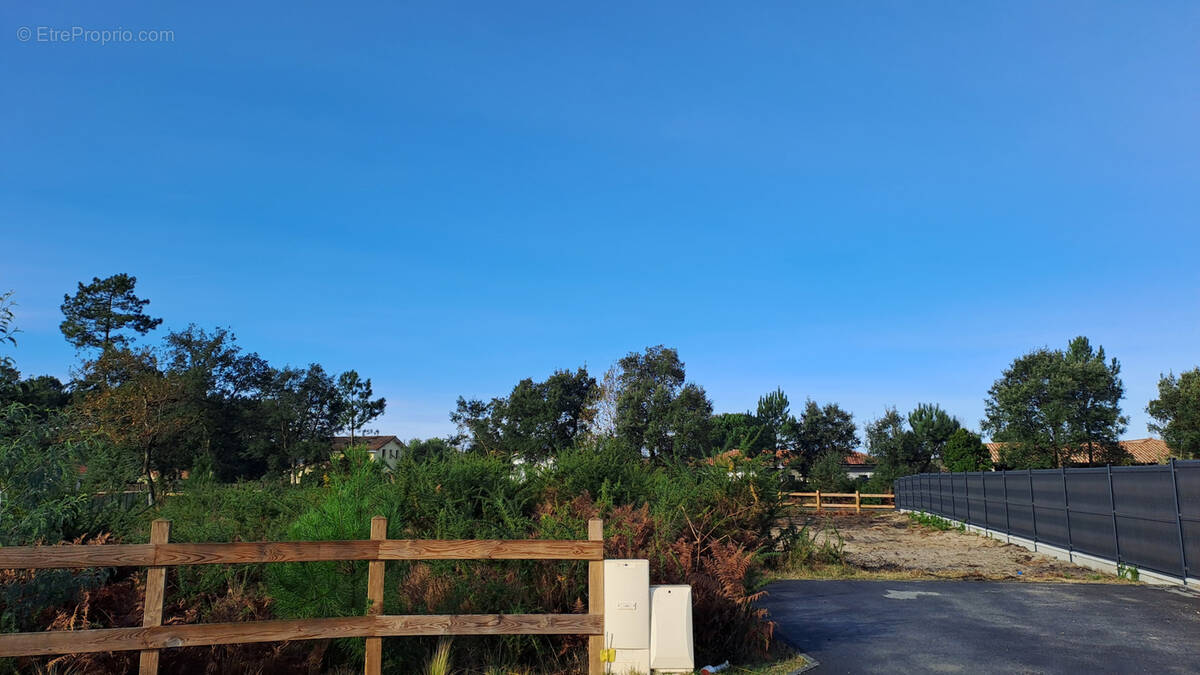 Terrain à MOLIETS-ET-MAA