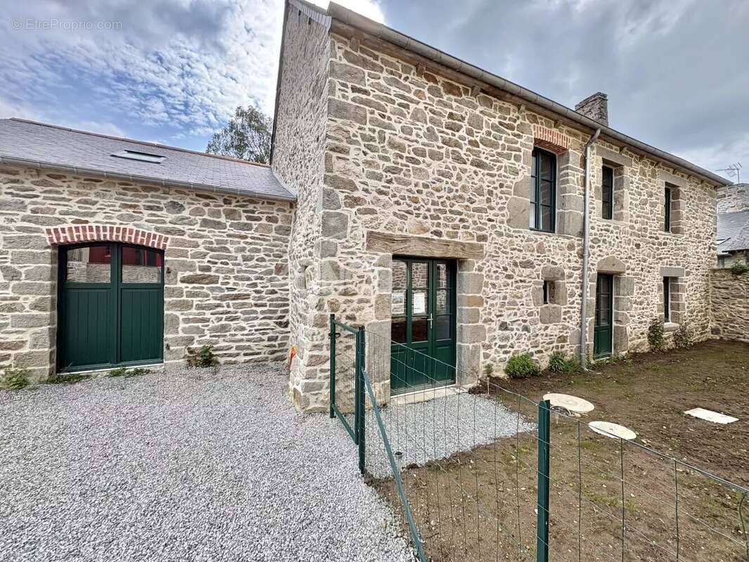 Maison à SAINT-SULIAC