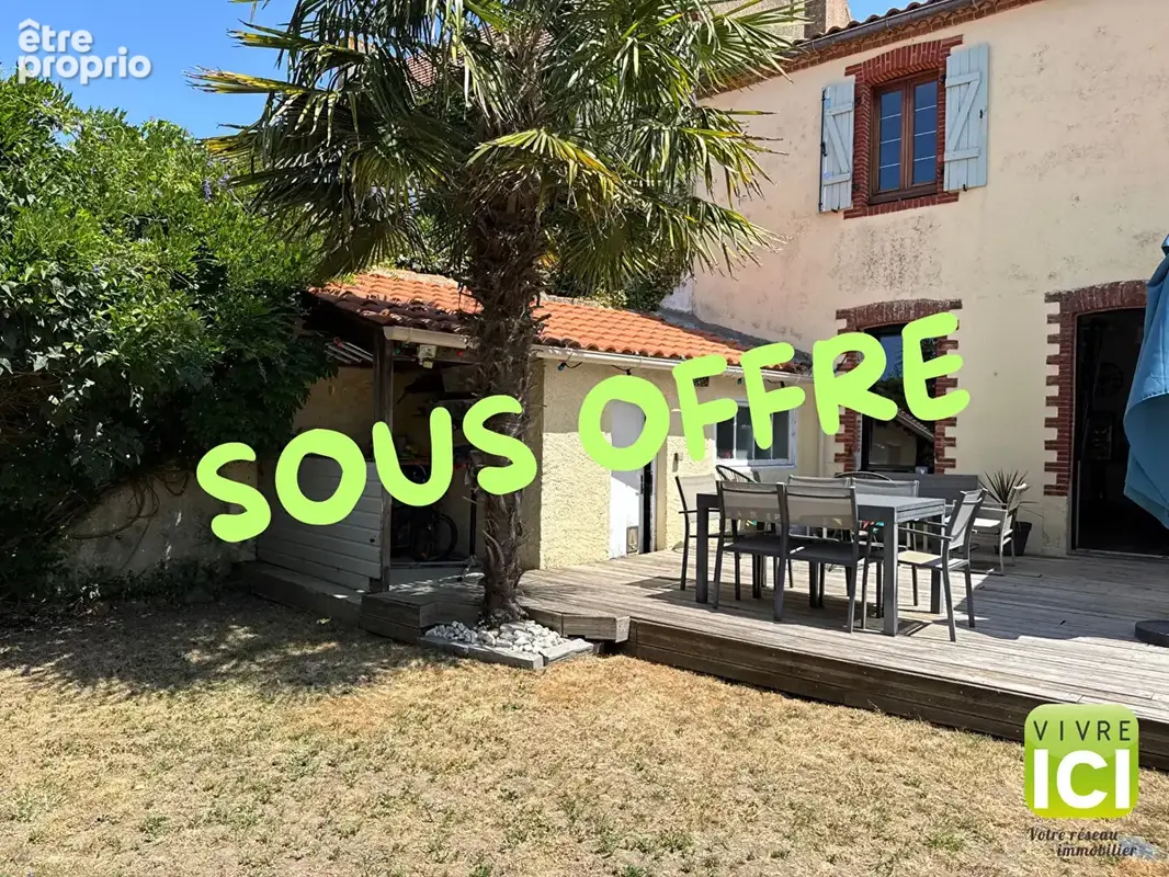Maison à FROSSAY
