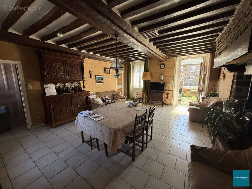 Maison à CLECY