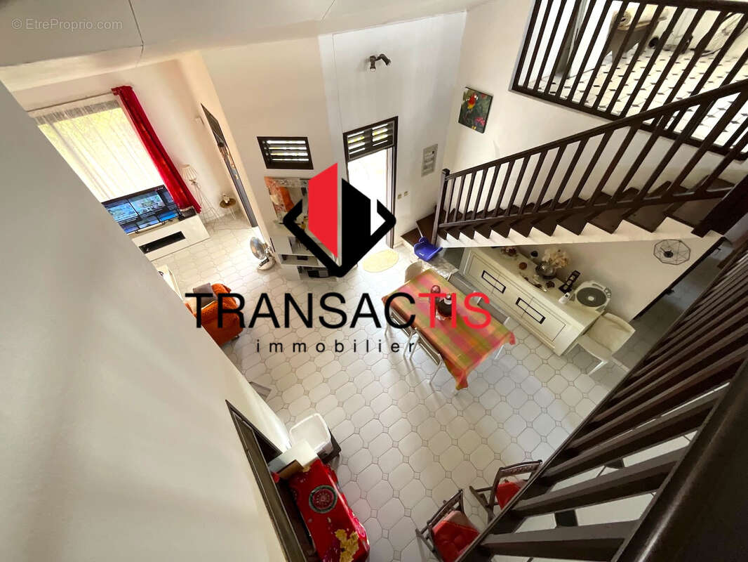 Immense appartement avec terrasse 4 pièces à acheter à Matoury - photo 8